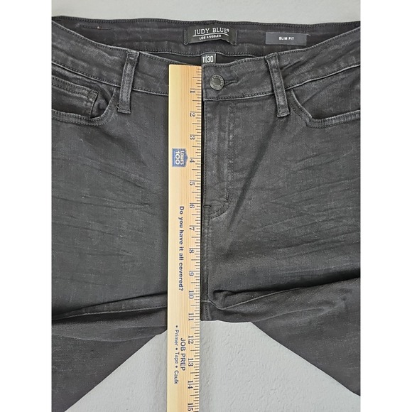 Judy Blue Jeans Size 32x29.5 Black Slim Fit Stretch Distressed Denim Raw Hem - Picture 2 of 8